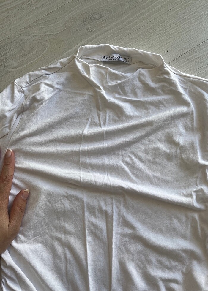 Stradivarius kenarları büzgülü bluz - Görsel 3