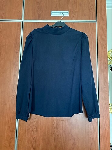 Gömlek bluz pantolon elbise ayakkabı