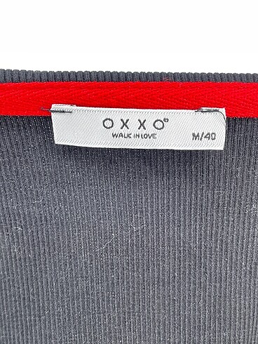 m Beden siyah Renk oxxo Bluz %70 İndirimli.