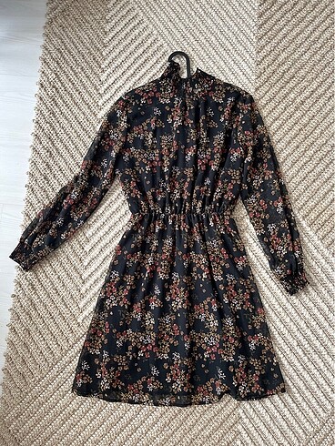 Kısa elbise - Görsel 2