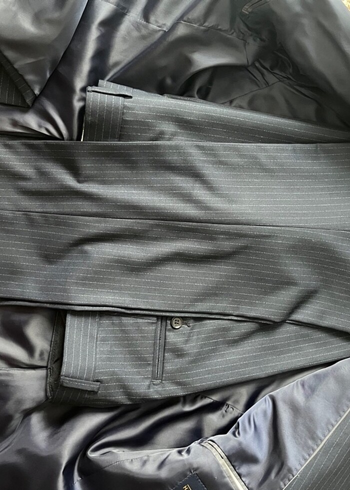 Hatemoğlu takım elbise - Görsel 4