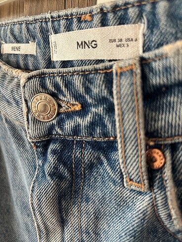 m Beden MANGO yırtık detaylı yüksek bel jean