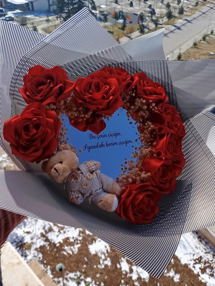 ayıcıklı aynalı çiçek buketi - Görsel 2