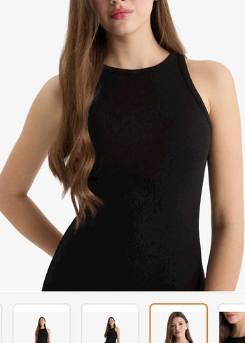 Siyah Yüksek Yakalı Uzun İnce Elbise - Görsel 2