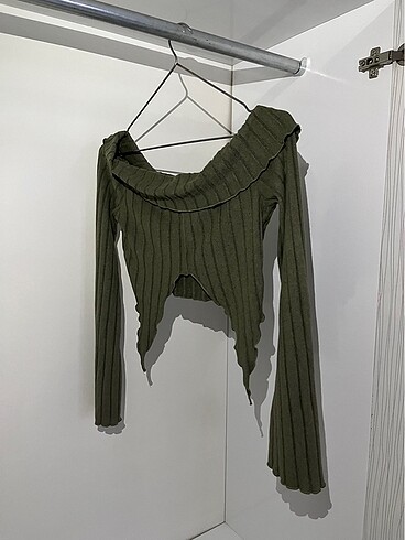 SHEIN CROP