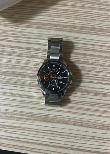 Siyah ve Kırmızı Detaylı Erkek Kol Saati - Görsel 3