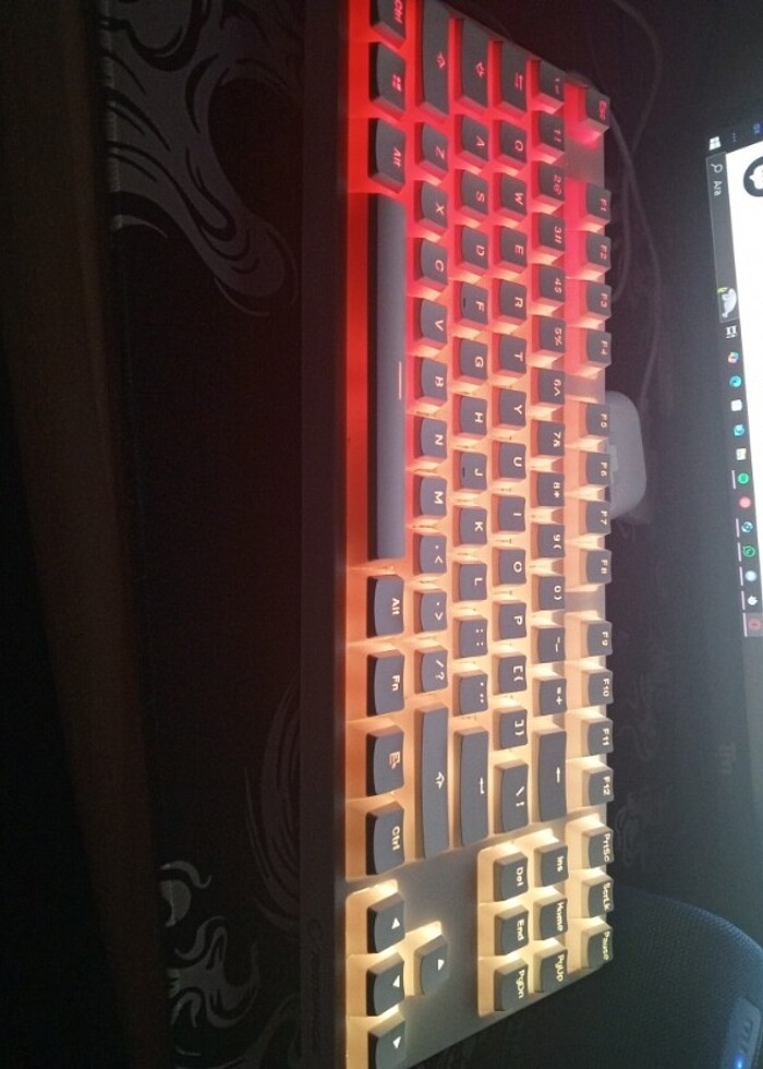 Rampage KBR-136 GHOST red switch - Görsel 2