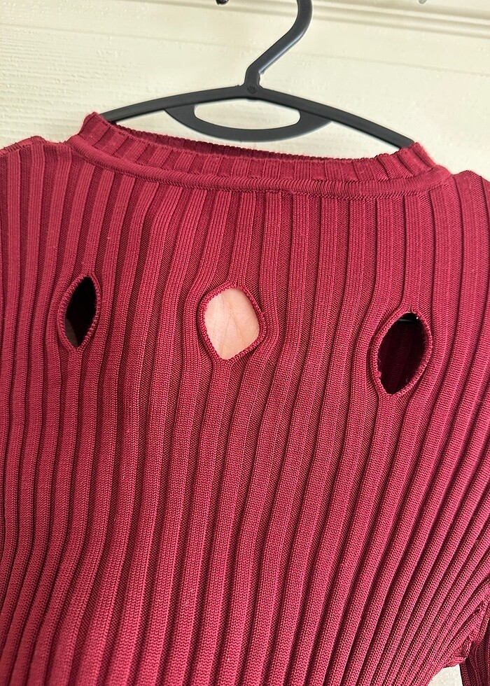 Delik dekolteli bluz - Görsel 2