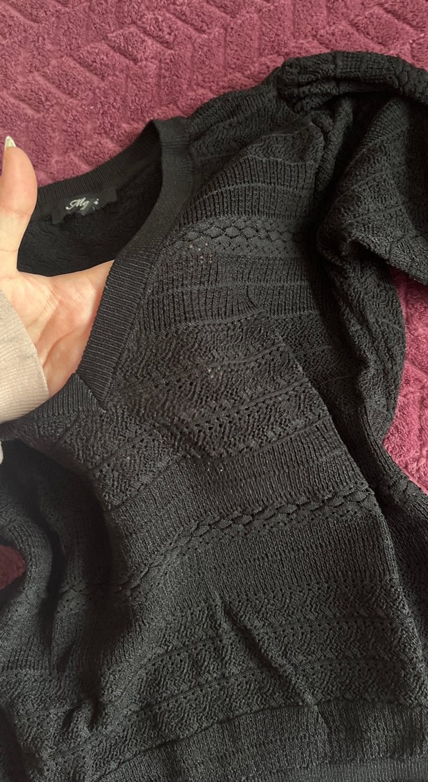 V Yaka Siyah Triko Kadın Kazak - Görsel 3