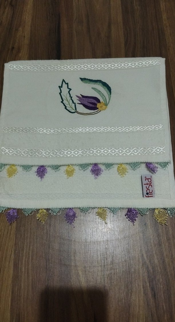 Nakışlı Beyaz Havlu Seti - Görsel 3