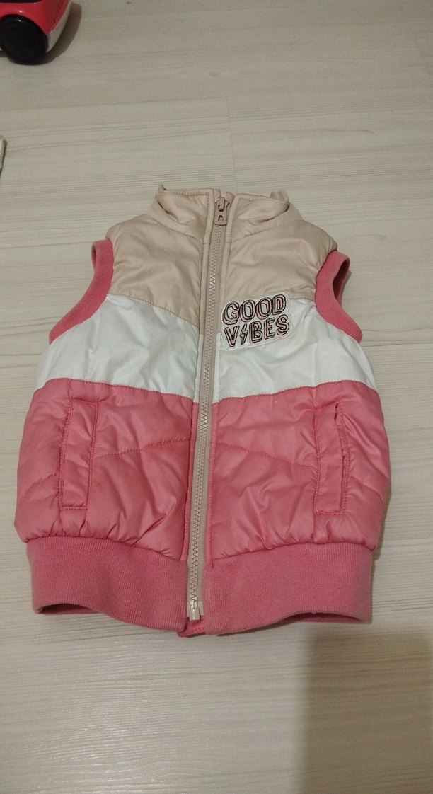 Kız Çocuk Pembe Fermuarlı Yelek - Görsel 3