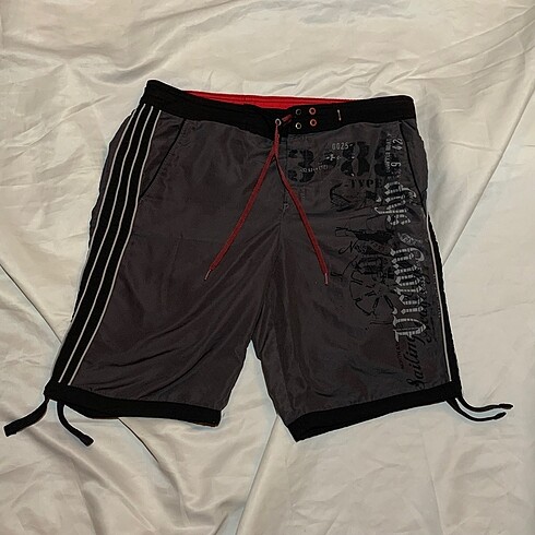 Detaylı Oversize Şort