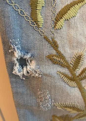 42 Beden mavi Renk Nakışlı Bohem Mavi Denim Pantolon