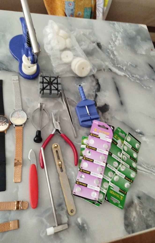 orjinal saatler (11 adet)+saat kelepçeleri+saat tamir seti - Görsel 3