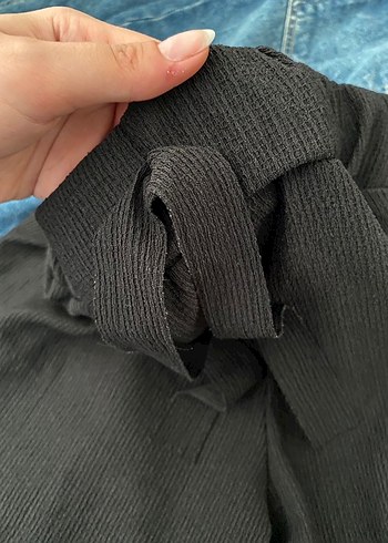 Yüksek Bel Kemerli Mini Şort - Görsel 2