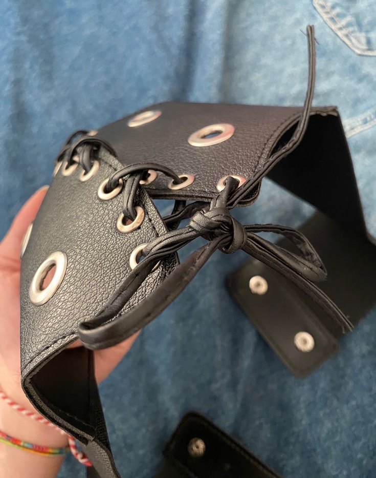 Bağcıklı Siyah Deri Kemer - Görsel 3