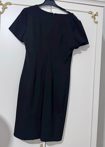 Kısa Kollu Siyah Midi Ofis Elbisesi - Görsel 2