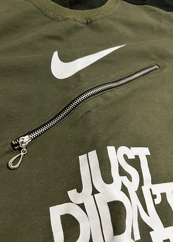 m Beden Nike Yeşil Baskılı Sweatshirt