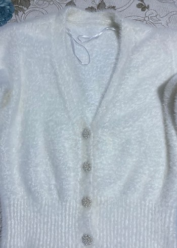 Beyaz V Yakalı Örgü Kadın Hırka - Görsel 2