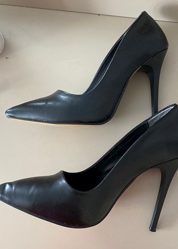 37 Beden siyah Renk Kadın Siyah Deri Stiletto Topuklu Ayakkabı
