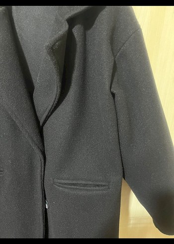 Siyah Uzun Düğmeli Kaban marka temsili - Görsel 3