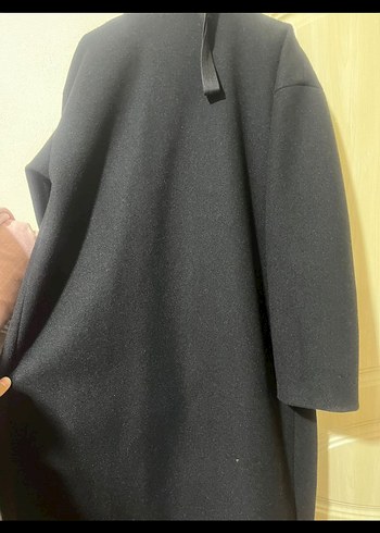 Siyah Uzun Düğmeli Kaban marka temsili - Görsel 2