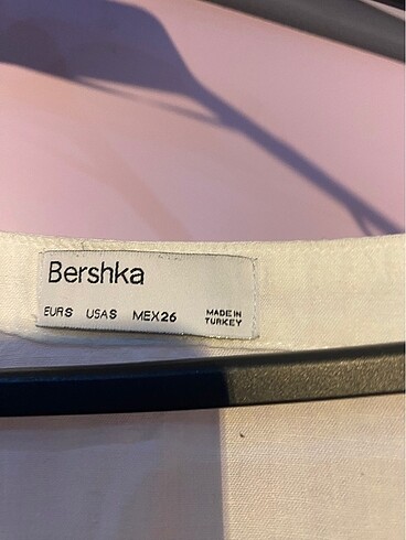 s Beden Bershka Crop Gömlek