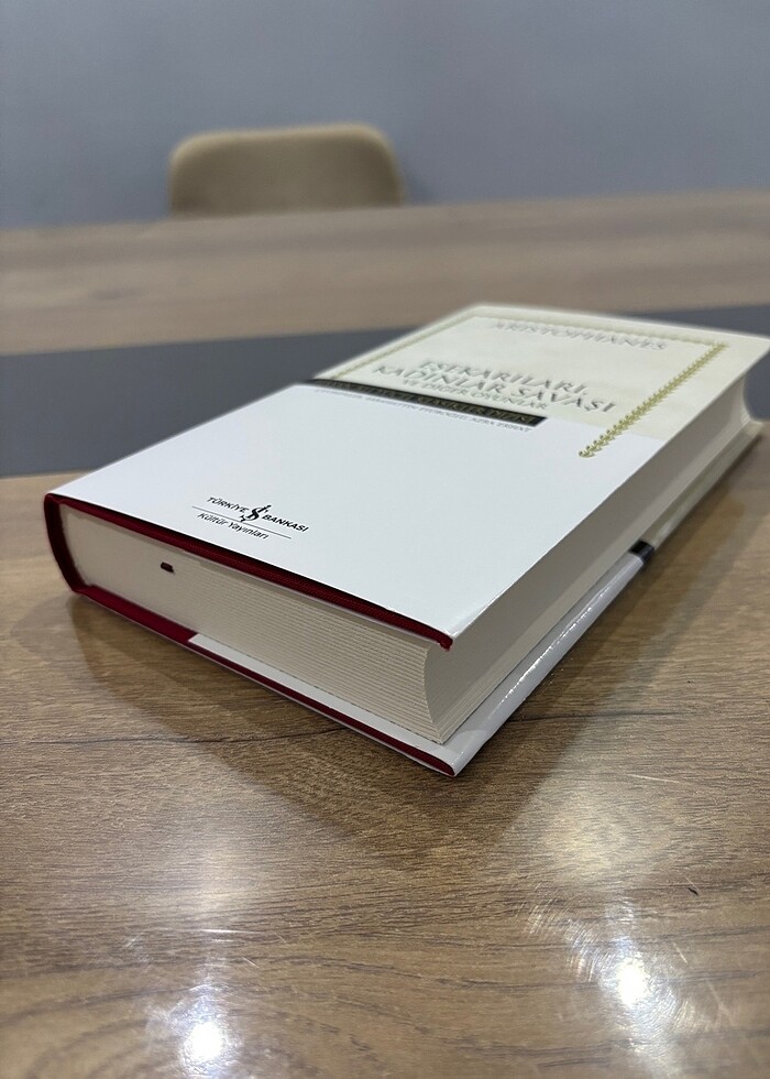 Eşekarıları Kadınlar Savaşı Aristophanes - Görsel 4