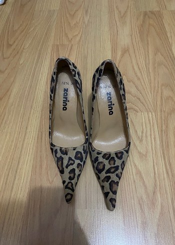 39 Beden Kürk Detaylı Leopar Desenli Süet Stiletto