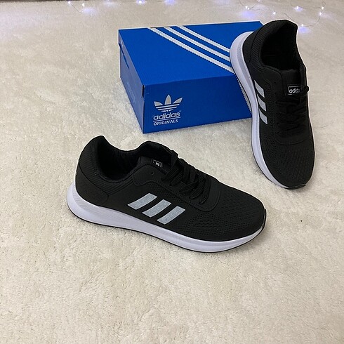 Adidas İthal Spor Ayakkabı / Sneaker(Orijinal Kutulu)