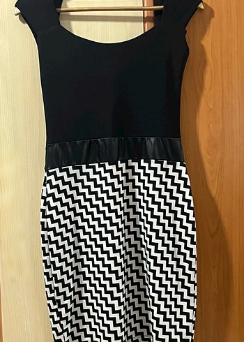 Diğer Zebra Desenli Siyah Midi Kalem Elbise