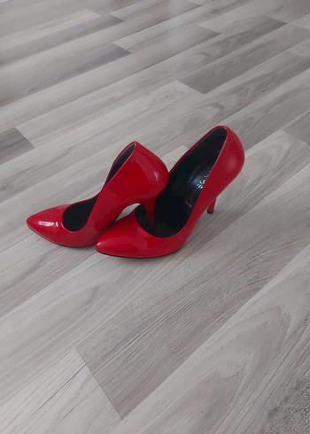 38 Beden kırmızı Renk Parlak Kırmızı Stiletto Topuklu Kadın Ayakkabı