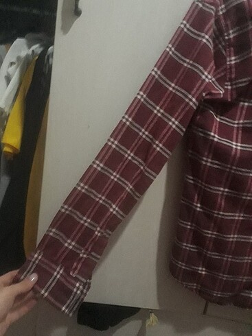 Kırmızı beyaz ekoseli gömled - Görsel 4