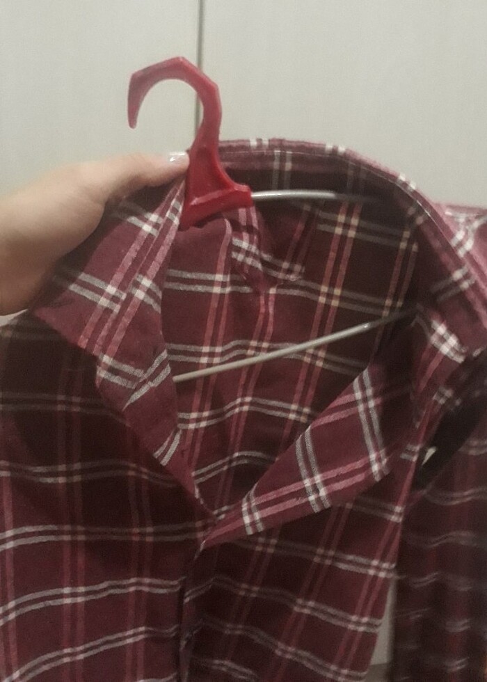 Kırmızı beyaz ekoseli gömled - Görsel 5