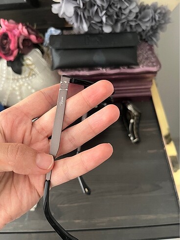  Beden İnfiniti güneş gözlüğü