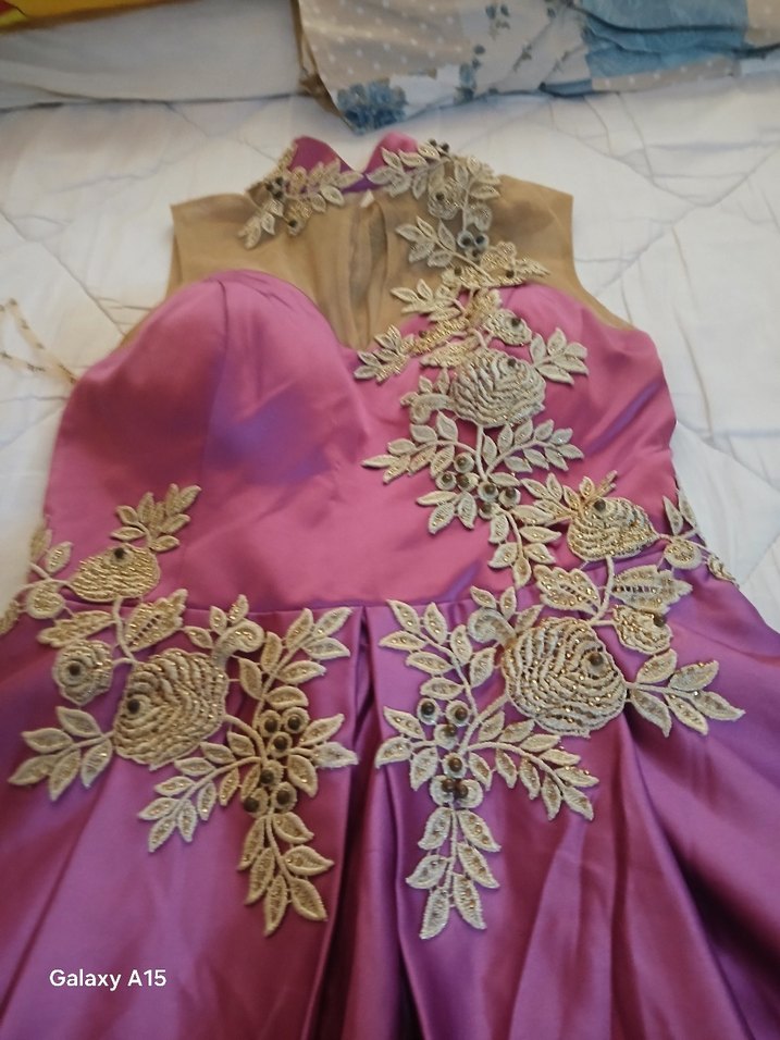 Uzun Mor Drapeli Straplez Abiye Elbise - Görsel 4