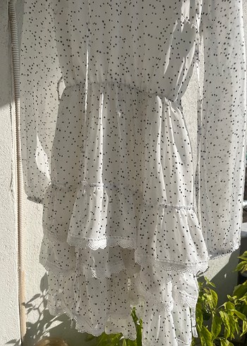 V Yaka Uzun Kollu Beyaz Puantiyeli Midi Elbise - Görsel 4