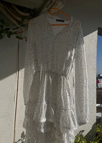 V Yaka Uzun Kollu Beyaz Puantiyeli Midi Elbise - Görsel 2