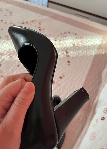 Siyah Tokalı Stiletto Topuklu Kadın Ayakkabı - Görsel 4