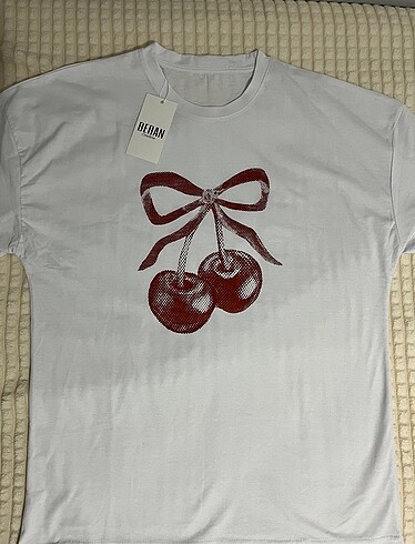Flu cherry???? oversize tee