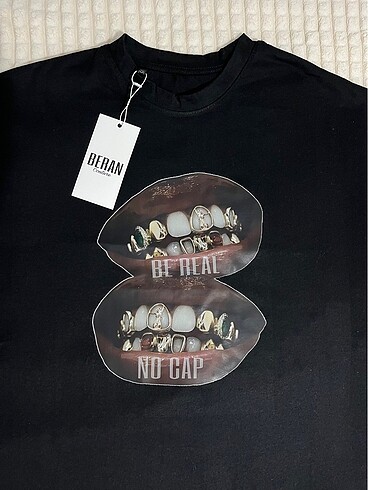 l Beden Double grillz???? oversize tee