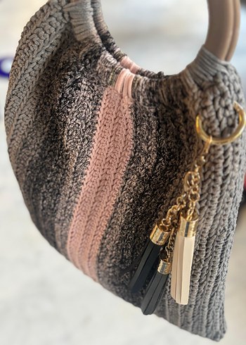 Elörgüsü deri püskül detay çanta  - Görsel 8