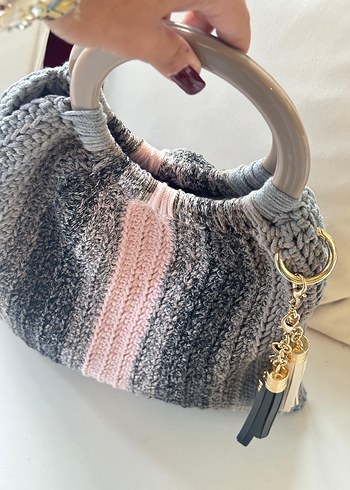 Elörgüsü deri püskül detay çanta  - Görsel 3