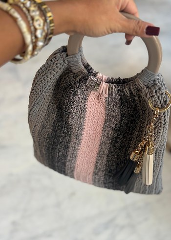 Elörgüsü deri püskül detay çanta  - Görsel 4