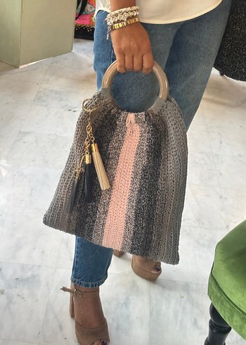 Elörgüsü deri püskül detay çanta  - Görsel 7