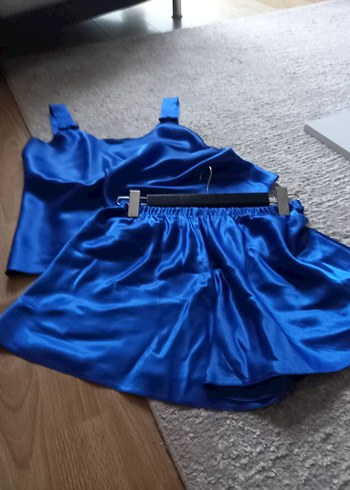 Parlak Mavi Mini Saten Pijama Takımı - Görsel 4