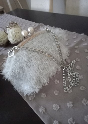 beyaz sakallı ip inci detay gece çantası - Görsel 3