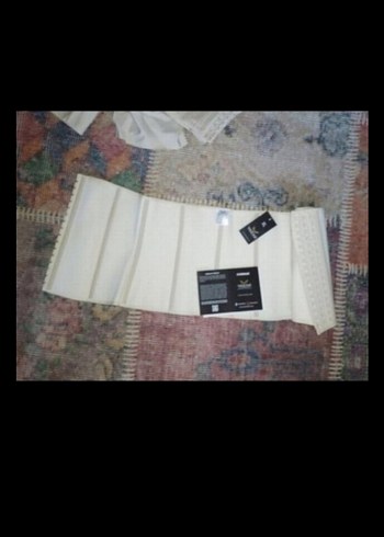 Yamuna uzun latex korse - Görsel 2