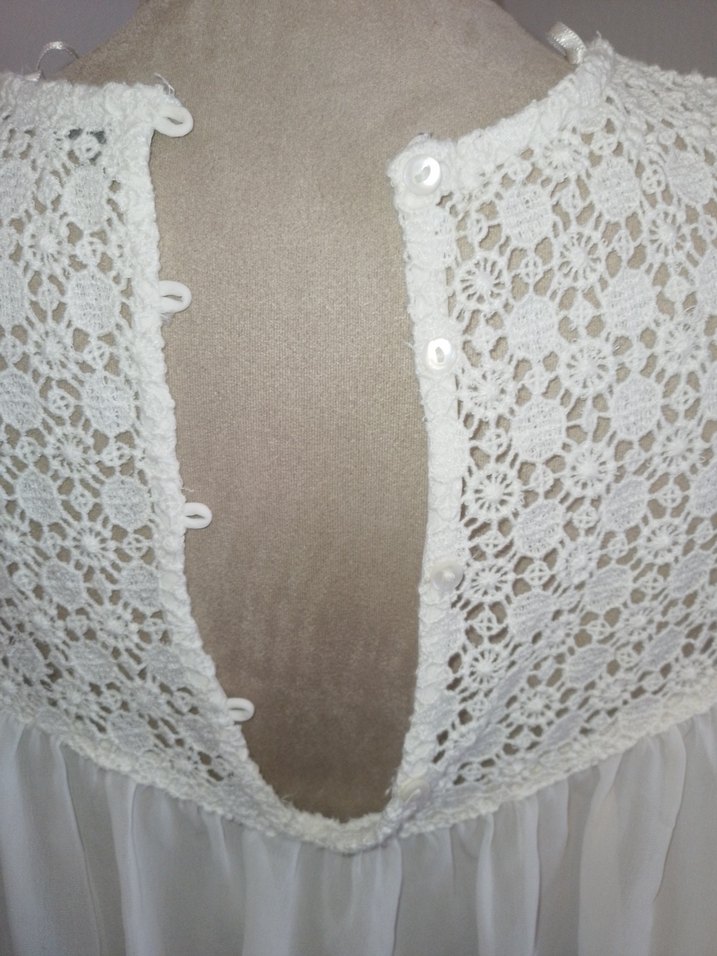 Dantel Detaylı Beyaz Kadın Bluz - Görsel 2