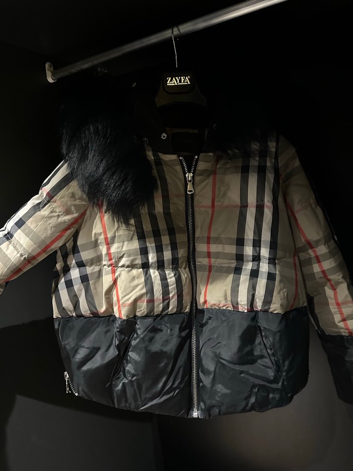 Kürk Detaylı Kısa Kareli Kadın Mont - Görsel 3